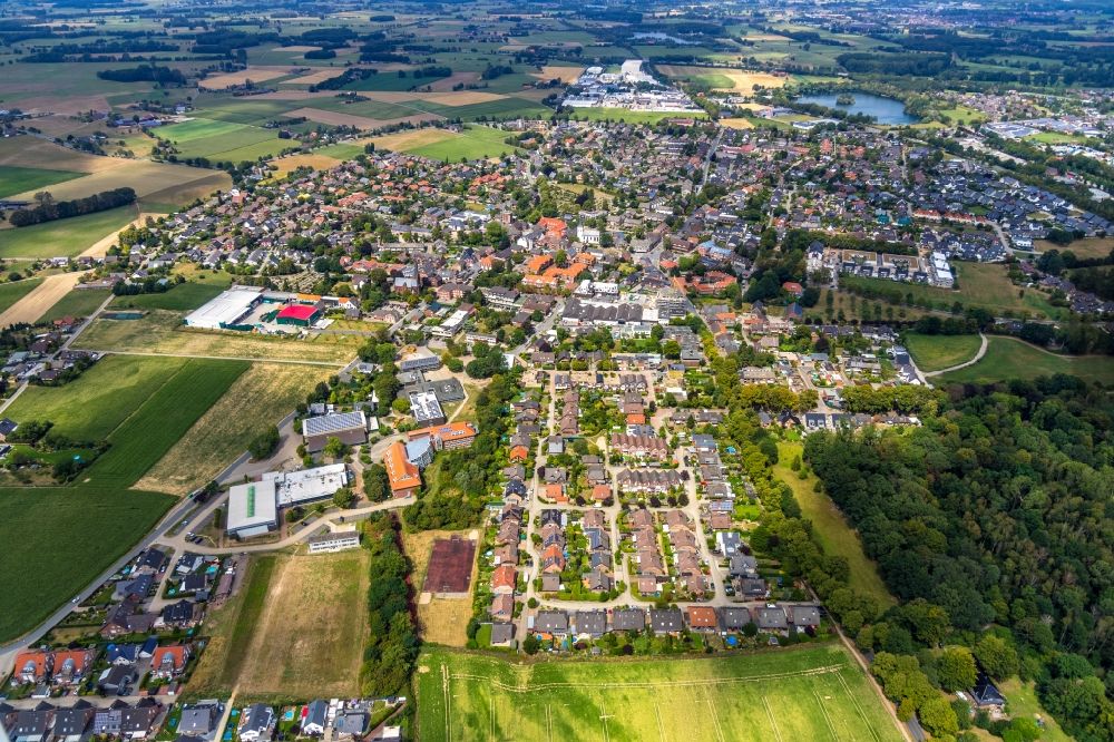 Aerial image Hamminkeln - Outskirts residential in Hamminkeln in the state North Rhine-Westphalia, Germany