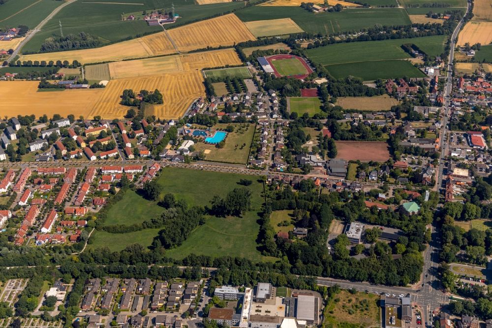 Aerial image Ahlen - Outskirts residential on Konrad-Adenauer-Ring in Ahlen in the state North Rhine-Westphalia, Germany