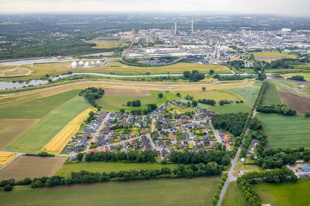Lippramsdorf from the bird's eye view: Outskirts residential in Lippramsdorf in the state North Rhine-Westphalia, Germany