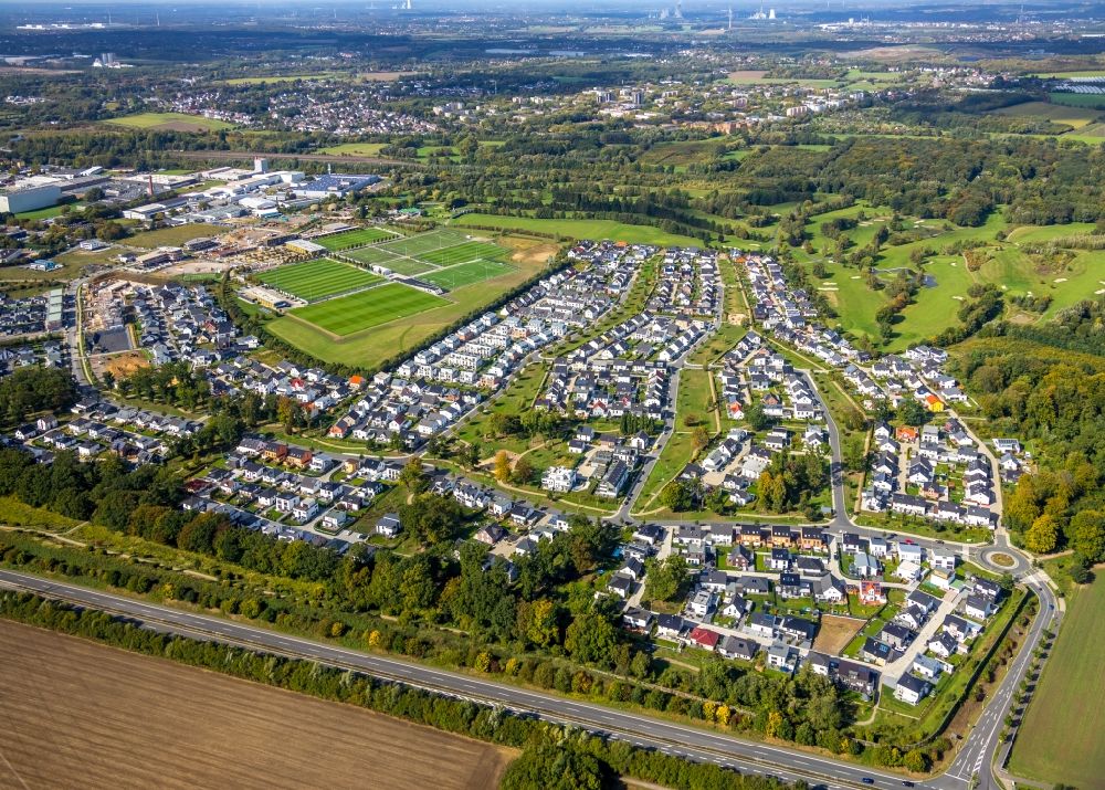 Dortmund from the bird's eye view: Outskirts residential in the district Brackeler Feld in Dortmund in the state North Rhine-Westphalia, Germany
