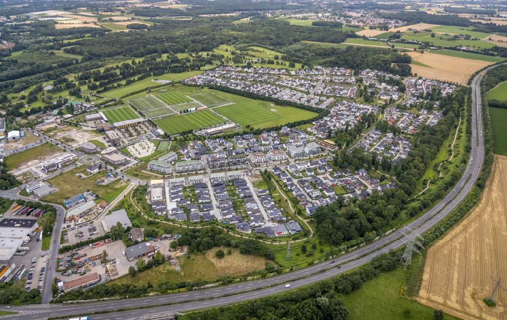 Aerial photograph Dortmund - Outskirts residential in the district Brackeler Feld in Dortmund in the state North Rhine-Westphalia, Germany