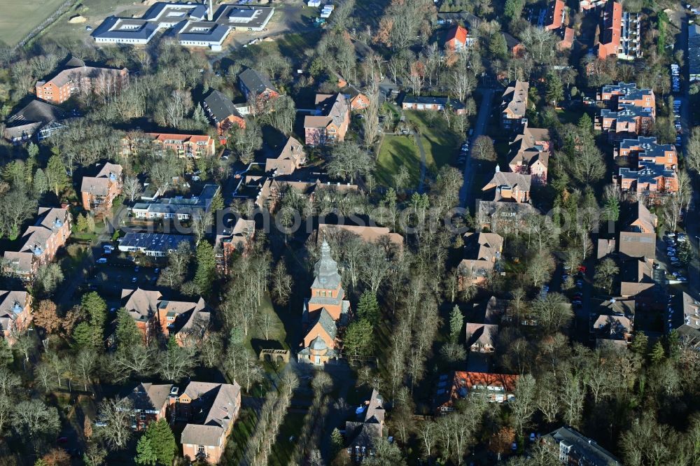 Aerial image Berlin - Outskirts residential on Schoenwalder Allee in the district Hakenfelde in Berlin, Germany