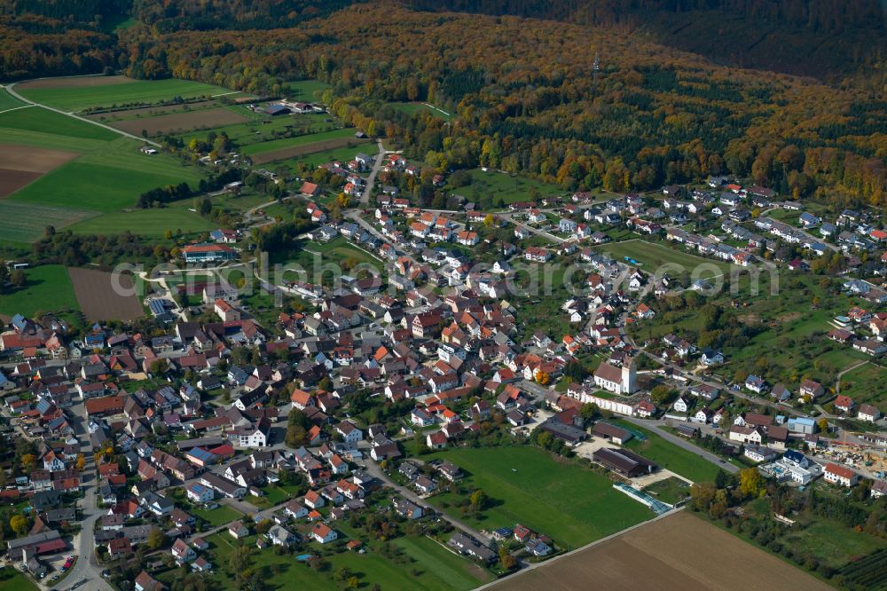 Aerial image Altheim (Alb) - City view from the outskirts with adjacent agricultural fields in Altheim (Alb) in the state Baden-Wuerttemberg, Germany