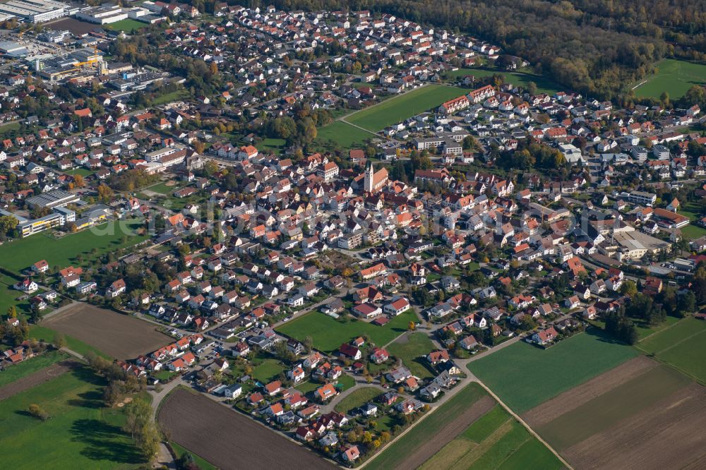 Dietenheim from the bird's eye view: City view from the outskirts with adjacent agricultural fields in Dietenheim in the state Baden-Wuerttemberg, Germany