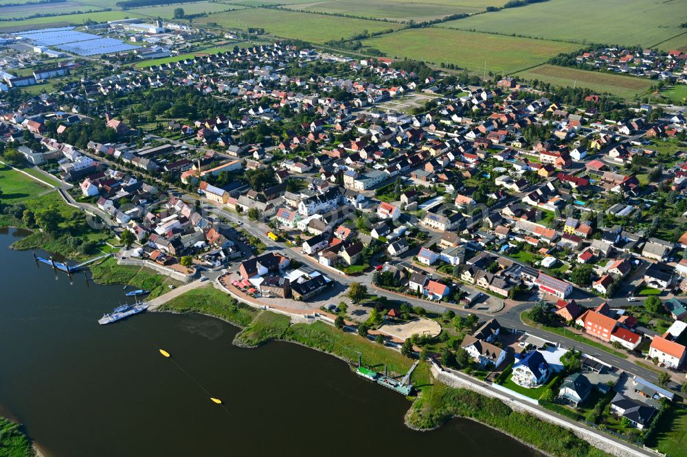 Aerial photograph Elster (Elbe) - City view from the outskirts with adjacent agricultural fields in Elster (Elbe) in the state Saxony-Anhalt, Germany