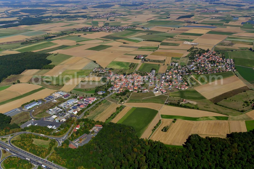 Aerial image Erbshausen-Sulzwiesen - City view from the outskirts with adjacent agricultural fields in Erbshausen-Sulzwiesen in the state Bavaria, Germany