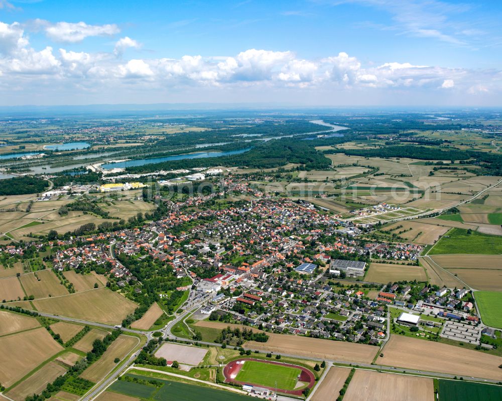 Aerial image Freistett - City view from the outskirts with adjacent agricultural fields in Freistett in the state Baden-Wuerttemberg, Germany