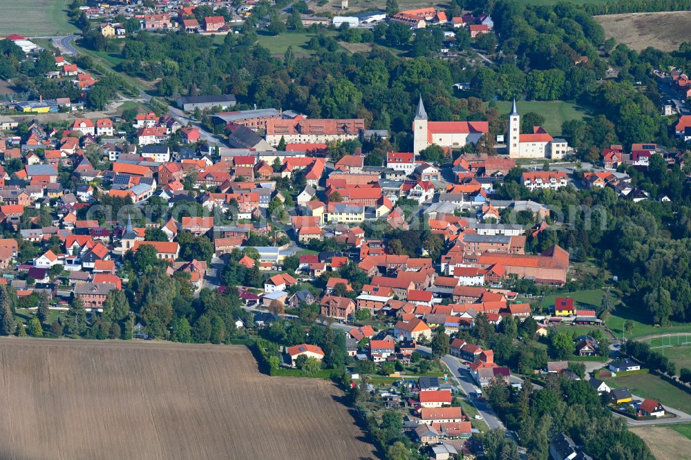 Aerial photograph Hessen - City view from the outskirts with adjacent agricultural fields in Hessen in the state Saxony-Anhalt, Germany
