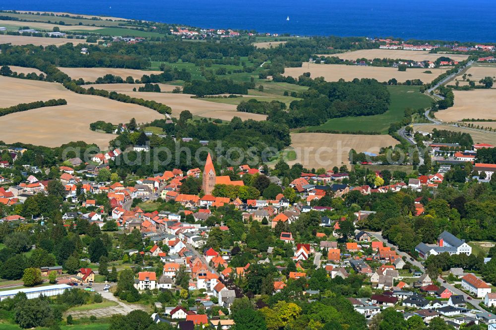 Aerial image Klütz - City view from the outskirts with adjacent agricultural fields in Kluetz in the state Mecklenburg - Western Pomerania, Germany