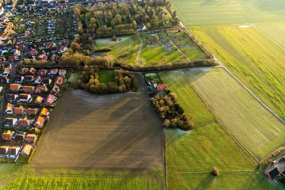Aerial photograph Hamm - City view from the downtown area with the outskirts with adjacent agricultural fields on Kaempe in the district Bockum-Hoevel in Hamm at Ruhrgebiet in the state North Rhine-Westphalia, Germany
