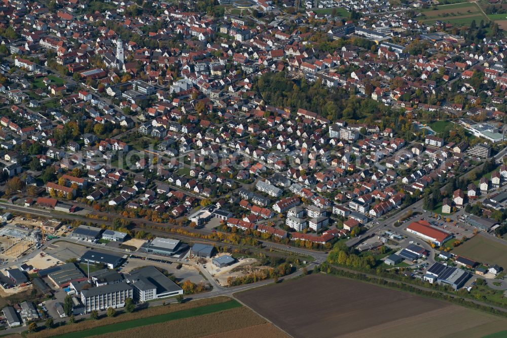 Langenau from the bird's eye view: City view from the outskirts with adjacent agricultural fields in Langenau in the state Baden-Wuerttemberg, Germany