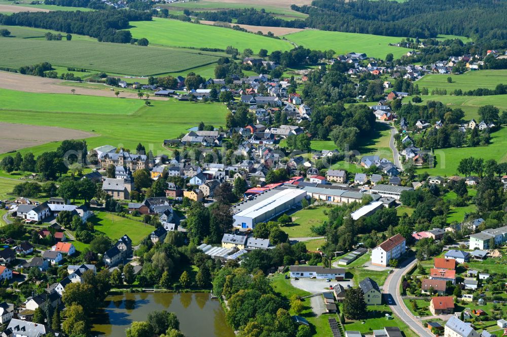 Aerial image Langenwetzendorf - City view from the outskirts with adjacent agricultural fields in Langenwetzendorf in the state Thuringia, Germany