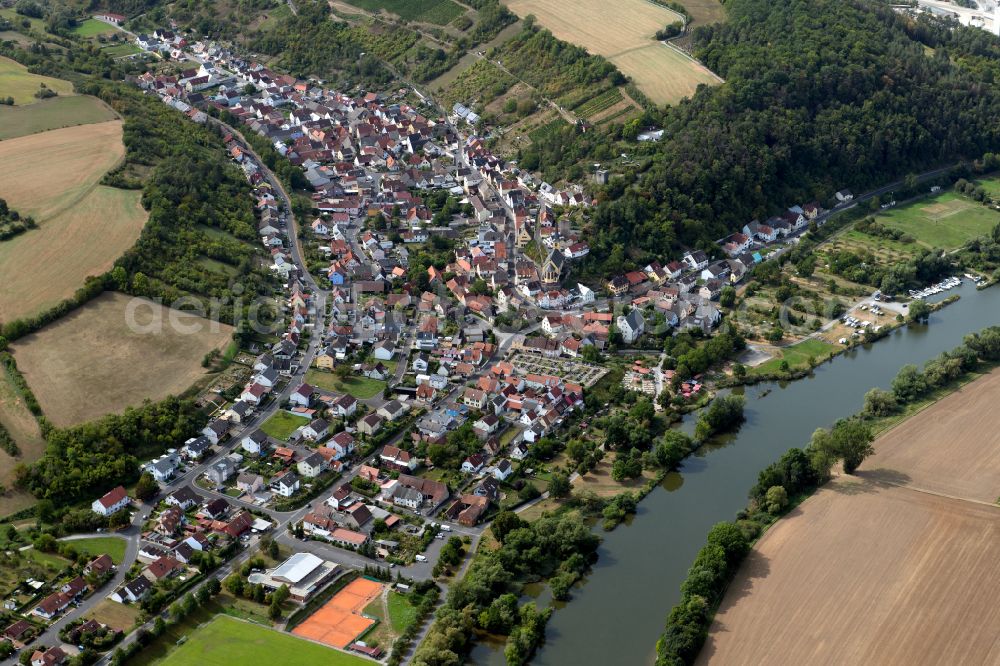 Aerial photograph Laudenbach - City view from the outskirts with adjacent agricultural fields in Laudenbach in the state Bavaria, Germany
