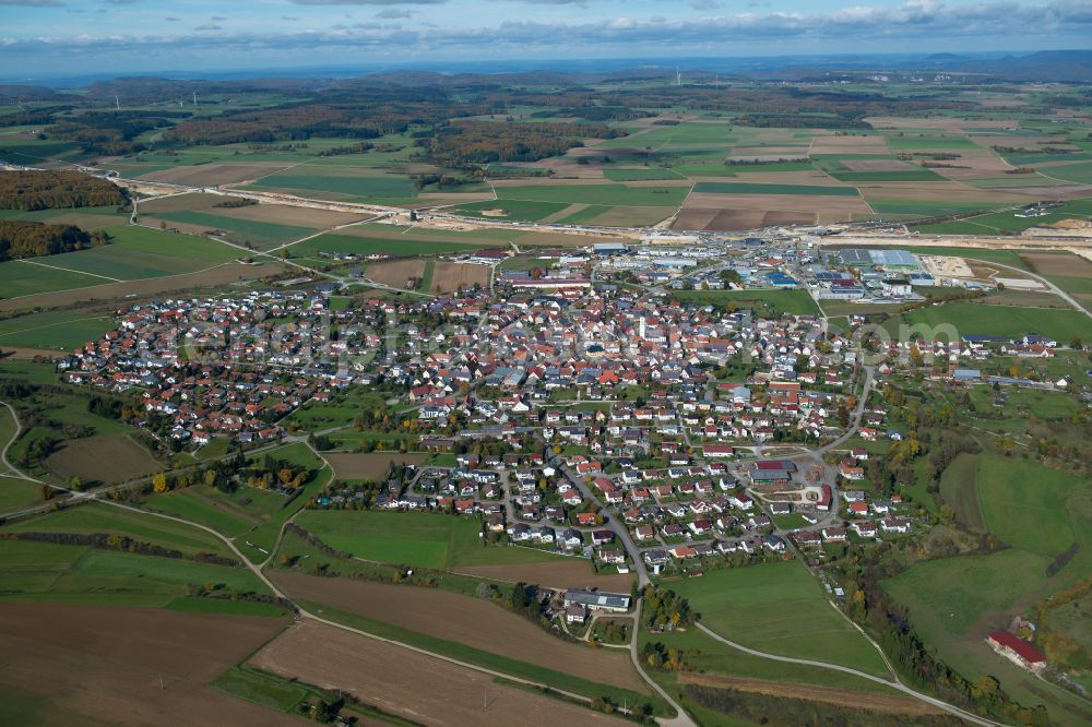 Merklingen from the bird's eye view: City view from the outskirts with adjacent agricultural fields in Merklingen in the state Baden-Wuerttemberg, Germany