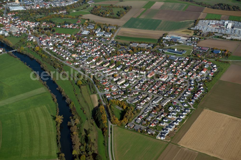 Aerial image Munderkingen - City view from the outskirts with adjacent agricultural fields in Munderkingen in the state Baden-Wuerttemberg, Germany