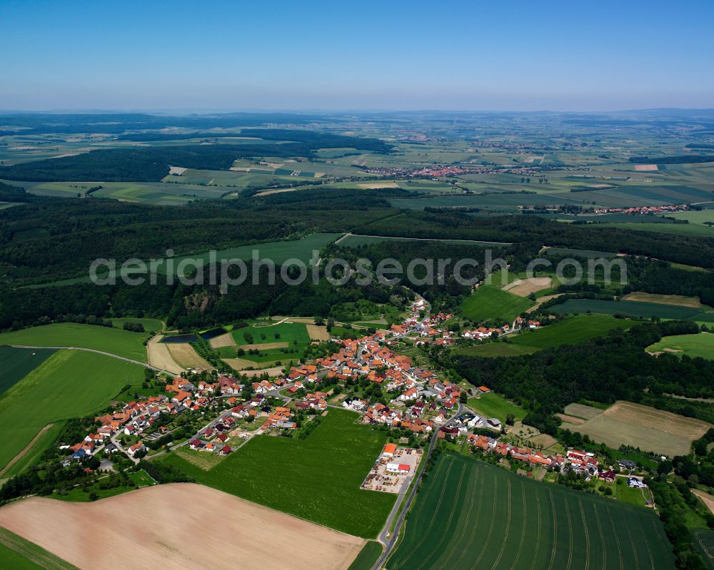 Aerial photograph Neuendorf - City view from the outskirts with adjacent agricultural fields in Neuendorf in the state Thuringia, Germany