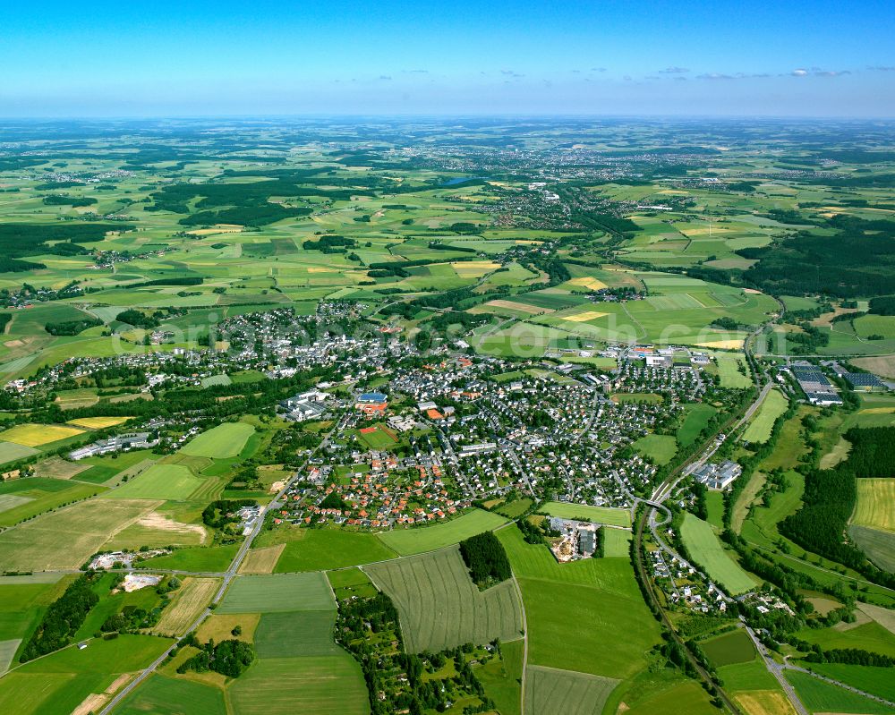 Aerial image Schwarzenbach an der Saale - City view from the outskirts with adjacent agricultural fields in Schwarzenbach an der Saale in the state Bavaria, Germany