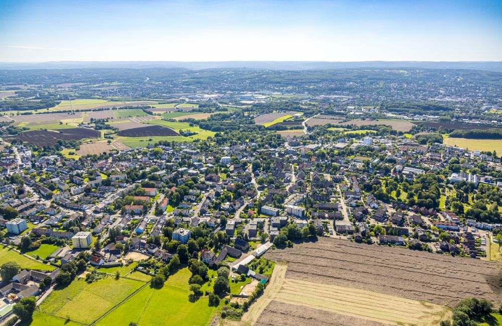 Stockum from the bird's eye view: City view from the outskirts with adjacent agricultural fields in Stockum at Ruhrgebiet in the state North Rhine-Westphalia, Germany