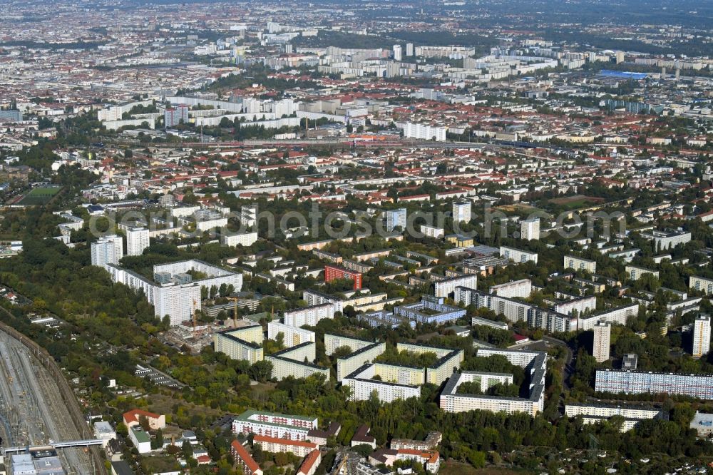 Berlin from the bird's eye view: District Berlin Friedrichsfelde in the city in Berlin, Germany