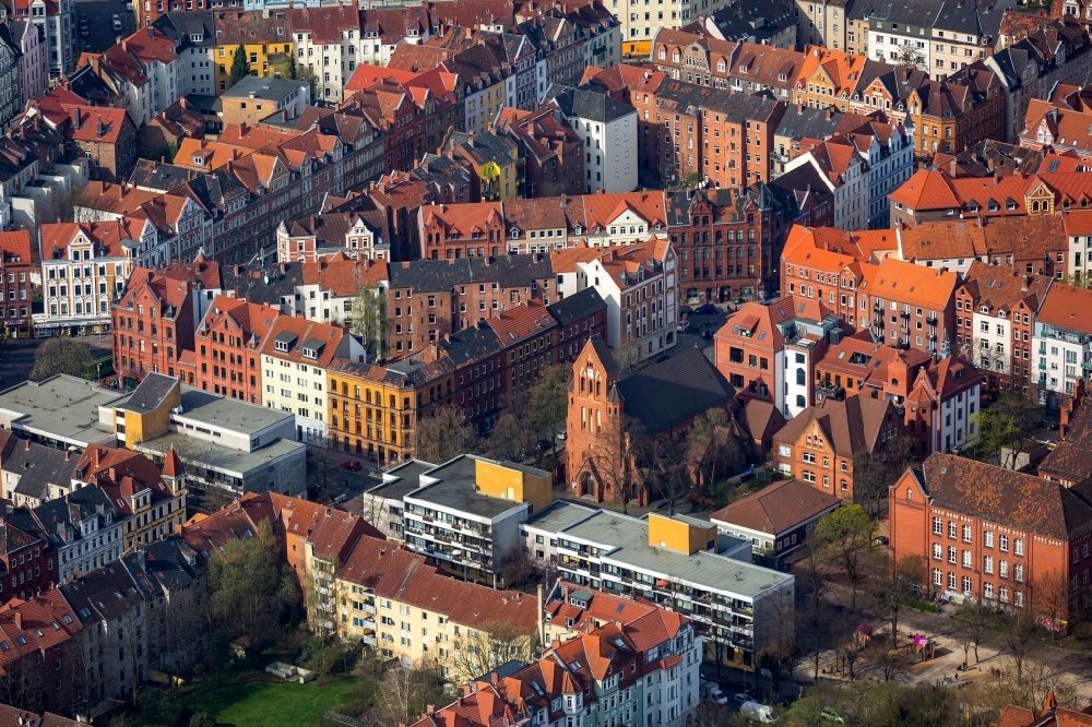 Aerial photograph Hannover - District Linden - Nord in the city in the district Linden-Limmer in Hannover in the state Lower Saxony, Germany