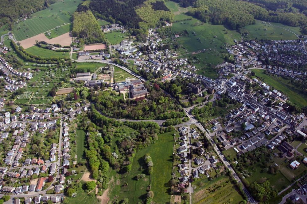 Aerial photograph Koblenz OT Arenberg - City view of the district of Koblenz - Arenberg in the state of Rhineland-Palatinate. Located in the city is the building of the monastery Arenberg, a health, wellness and care - hospital, which is part of the UNESCO - World Heritage Upper Middle Rhine Valley