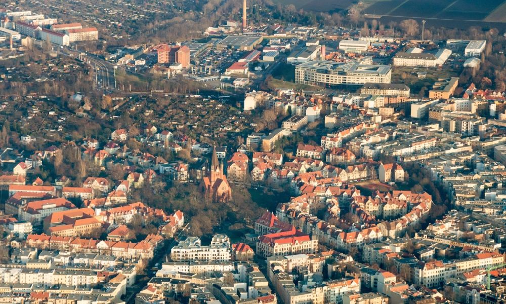Aerial image Halle (Saale) - Cityscape of the district Paulusviertel in Halle, Saxony-Anhalt. It is characterized by blocks of flats and the evangelical church Pauluskirche, where the name of the borough comes from