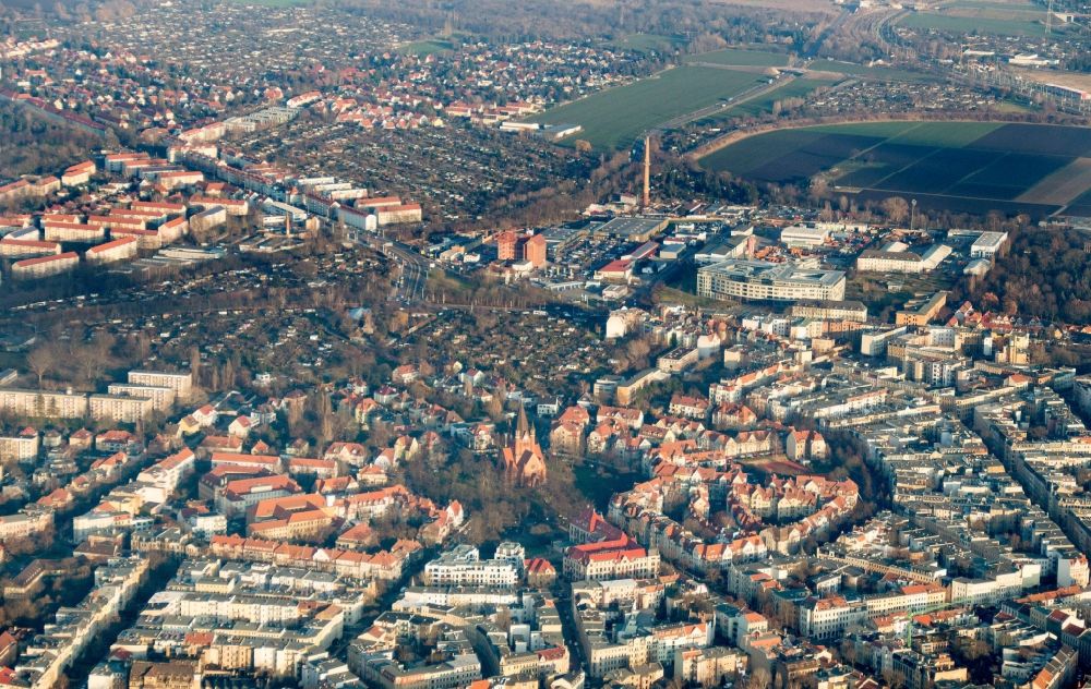 Aerial photograph Halle (Saale) - Cityscape of the district Paulusviertel in Halle, Saxony-Anhalt. It is characterized by blocks of flats and the evangelical church Pauluskirche, where the name of the borough comes from