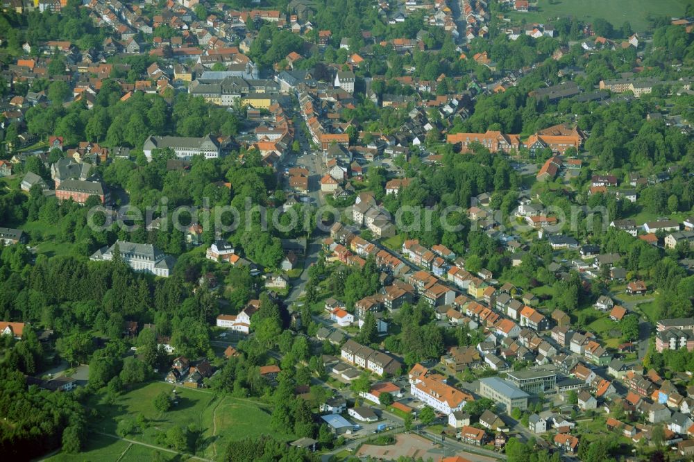 Clausthal-Zellerfeld from above - View of the Southwest of the town of Clausthal-Zellerfeld in the state of Lower Saxony. The mountain and university town is an official spa resort in the county district of Goslar. The town is the location of the Technical University of Clausthal. A residential area is located in its Southwest. View along Adolph-Roemer-Strasse