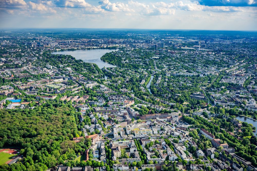 Hamburg from the bird's eye view: View of the Winterhude part on the Eastern riverbank of the Aussenalster in the Hanseatic city on place Winterhuder Marktplatz of Hamburg in Germany