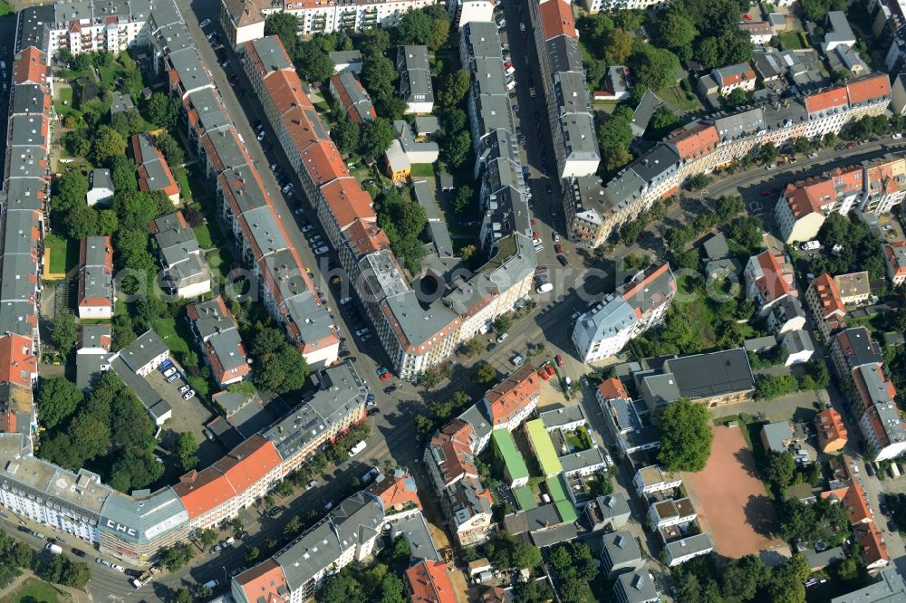 Leipzig from the bird's eye view: Residential area around Bornaische Strasse and Stockartstrasse in the Connewitz part of Leipzig in the state Saxony