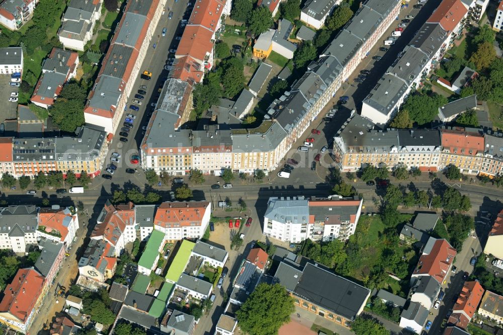 Leipzig from the bird's eye view: Residential area around Bornaische Strasse and Stockartstrasse in the Connewitz part of Leipzig in the state Saxony
