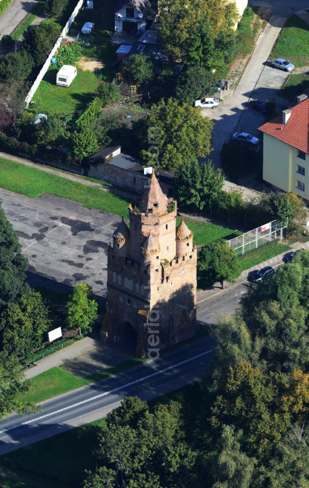 Aerial photograph Chojna - Gate and the rest of the city wall in Chojna in Poland