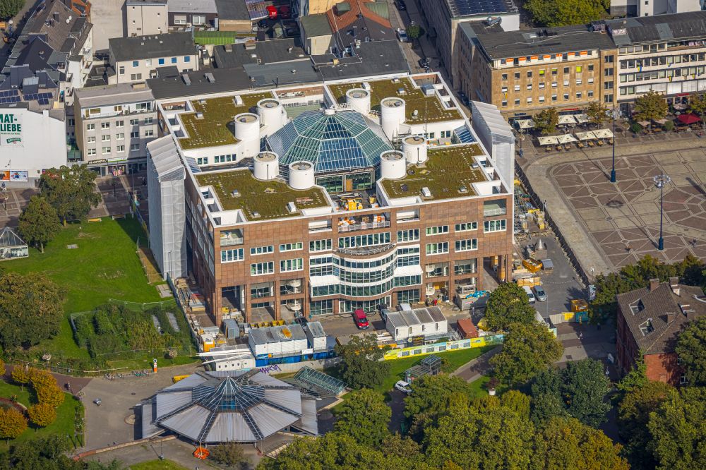 Aerial image Dortmund - city Council at the market downtown on place Friedensplatz in Dortmund at Ruhrgebiet in the state North Rhine-Westphalia, Germany