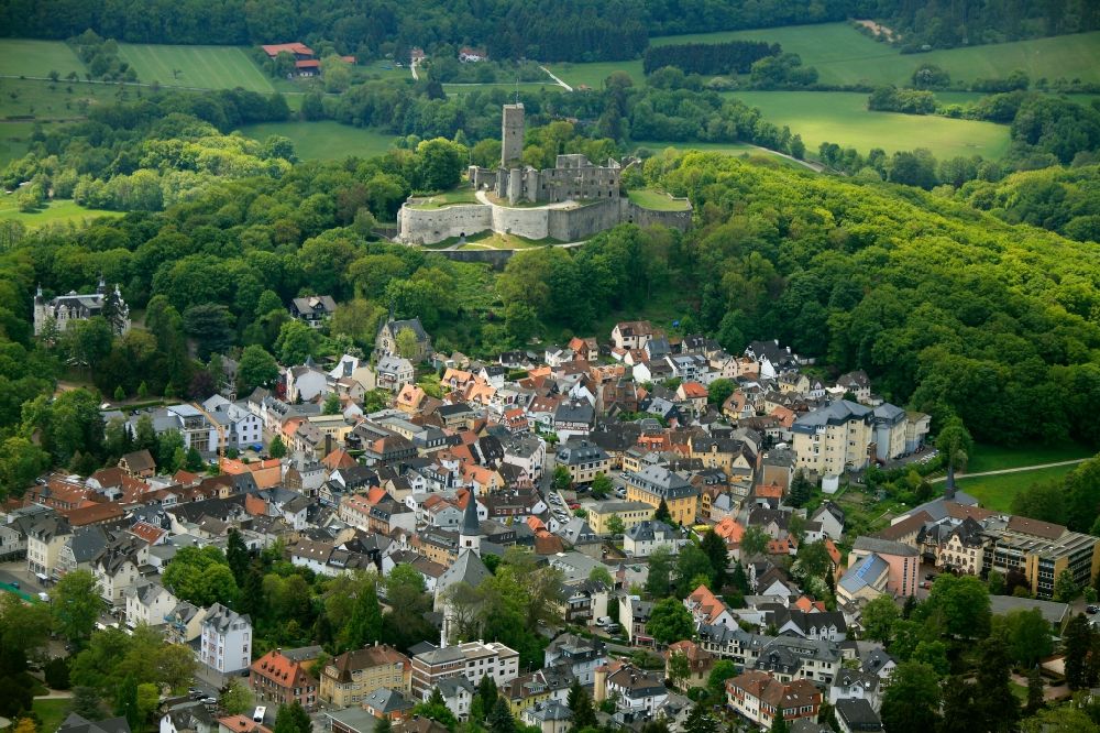 Aerial photograph Königstein im Taunus - ity center with castle in Koenigstein im Taunus in Hesse
