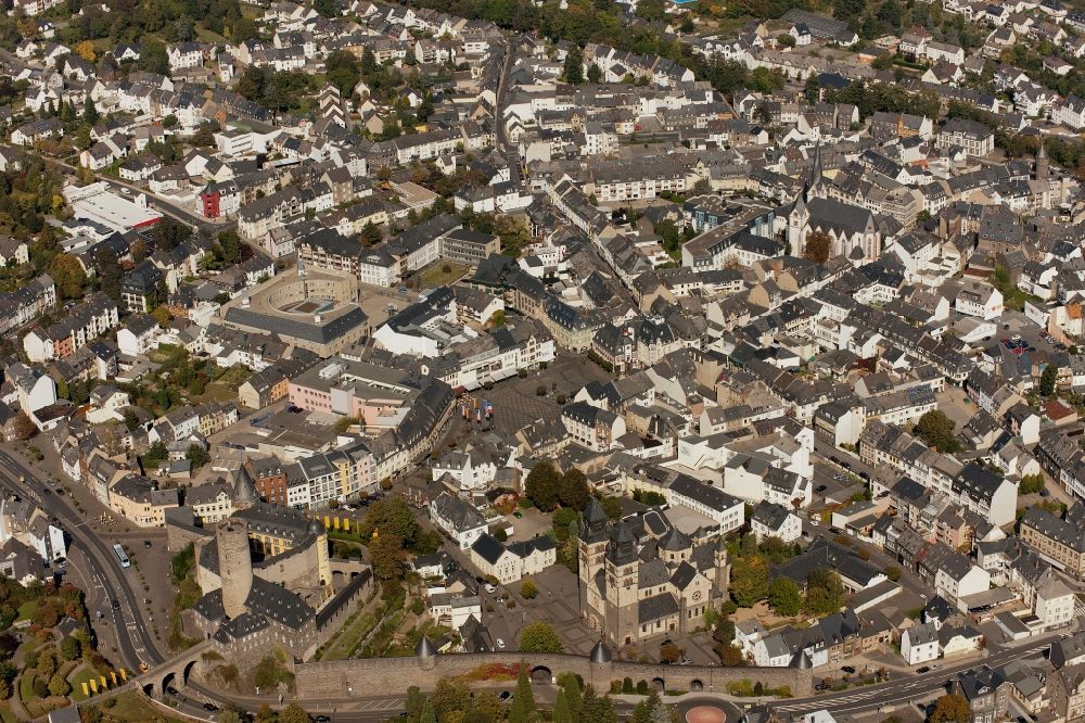 Mayen from the bird's eye view: The city center and downtown Mayen in Rhineland-Palatinate