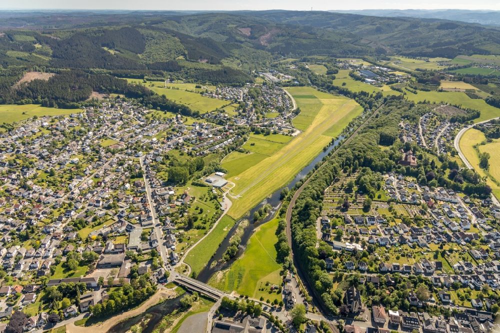 Aerial photograph Arnsberg - The city center in the downtown area in Arnsberg in the state North Rhine-Westphalia, Germany