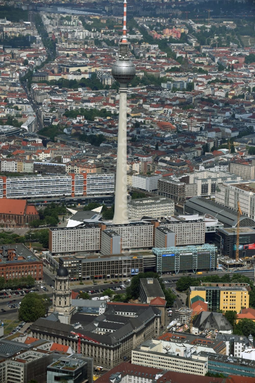 Aerial image Berlin - The city center city east on tv - Tower in the downtown are in Berlin in Germany