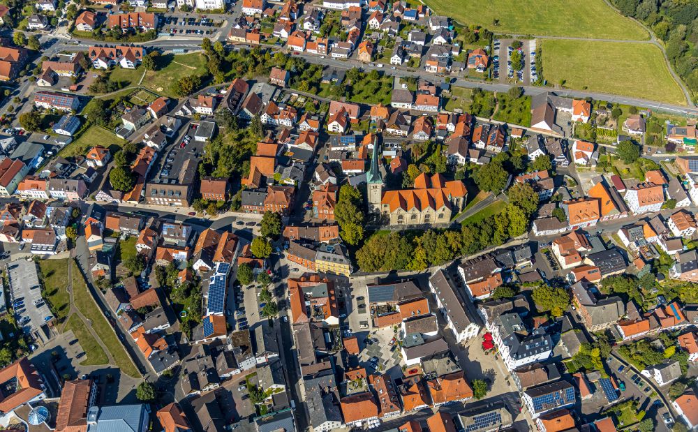 Aerial photograph Brakel - The city center in the downtown area in Brakel in the state North Rhine-Westphalia, Germany
