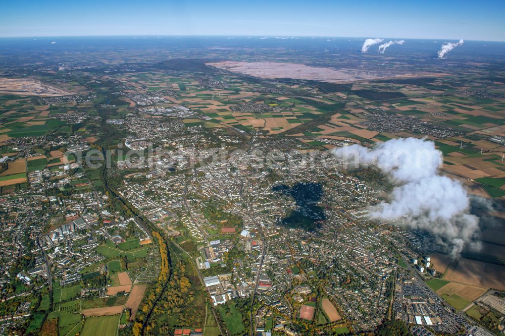 Aerial photograph Düren - The city center in the downtown area in Düren in the state North Rhine-Westphalia, Germany