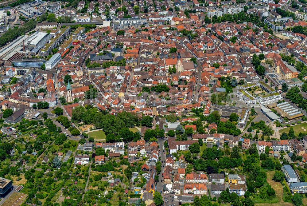 Aerial photograph Durlach - The city center in the downtown area in Durlach in the state Baden-Wurttemberg, Germany