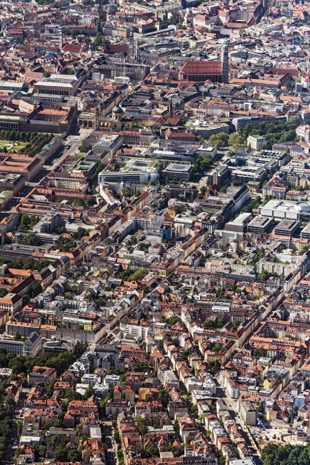 Aerial image München - The city center in the downtown area along the Ludwigstrasse in the district Maxvorstadt in Munich in the state Bavaria, Germany