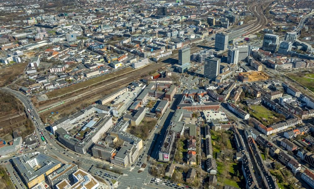Aerial photograph Essen - The city center in the downtown area in Essen in the state North Rhine-Westphalia, Germany