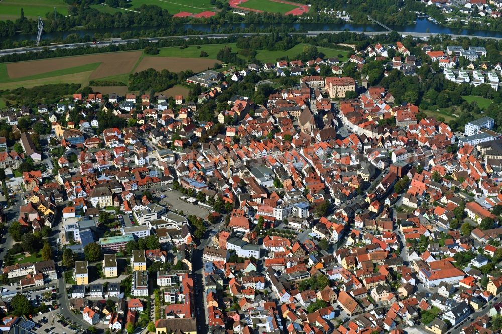 Forchheim from the bird's eye view: The city center in the downtown area in Forchheim in the state Bavaria, Germany