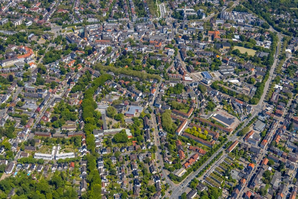 Gelsenkirchen from the bird's eye view: The city center in the downtown area in the district Buer in Gelsenkirchen at Ruhrgebiet in the state North Rhine-Westphalia, Germany