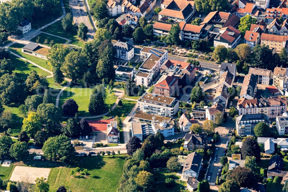 Offenburg from above - The city center in the downtown area Grabenallee and on Buergerpark in Offenburg in the state Baden-Wuerttemberg, Germany