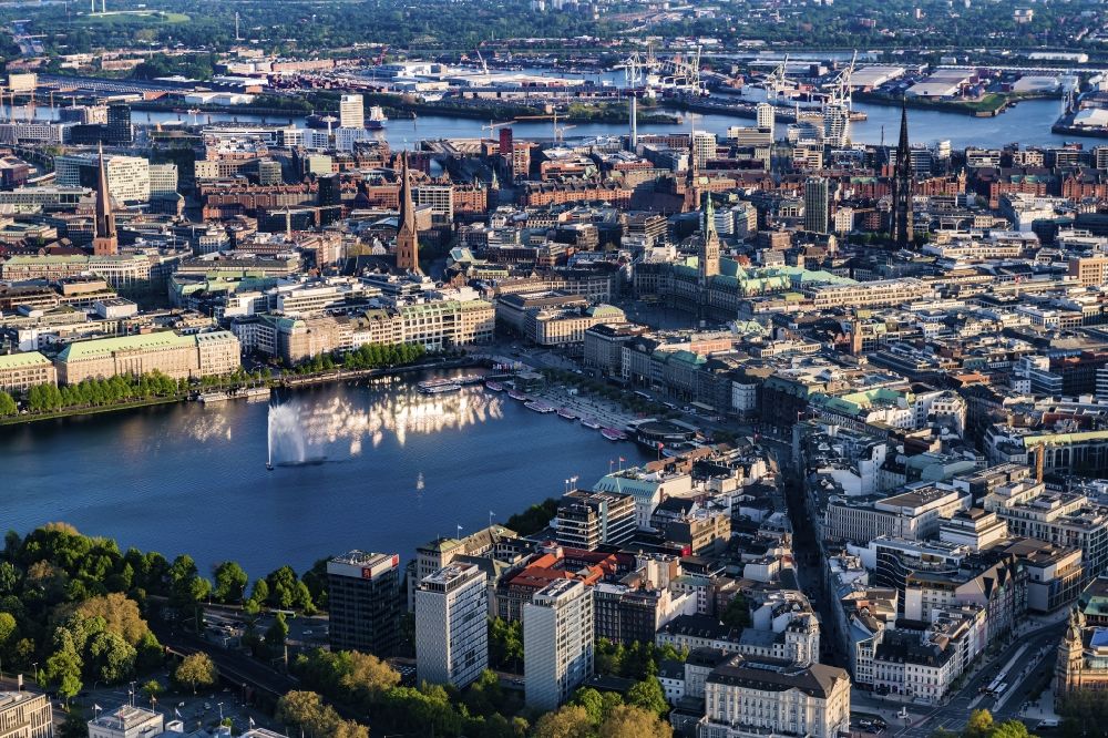 Hamburg from the bird's eye view: The city center in the downtown are in Hamburg in Germany