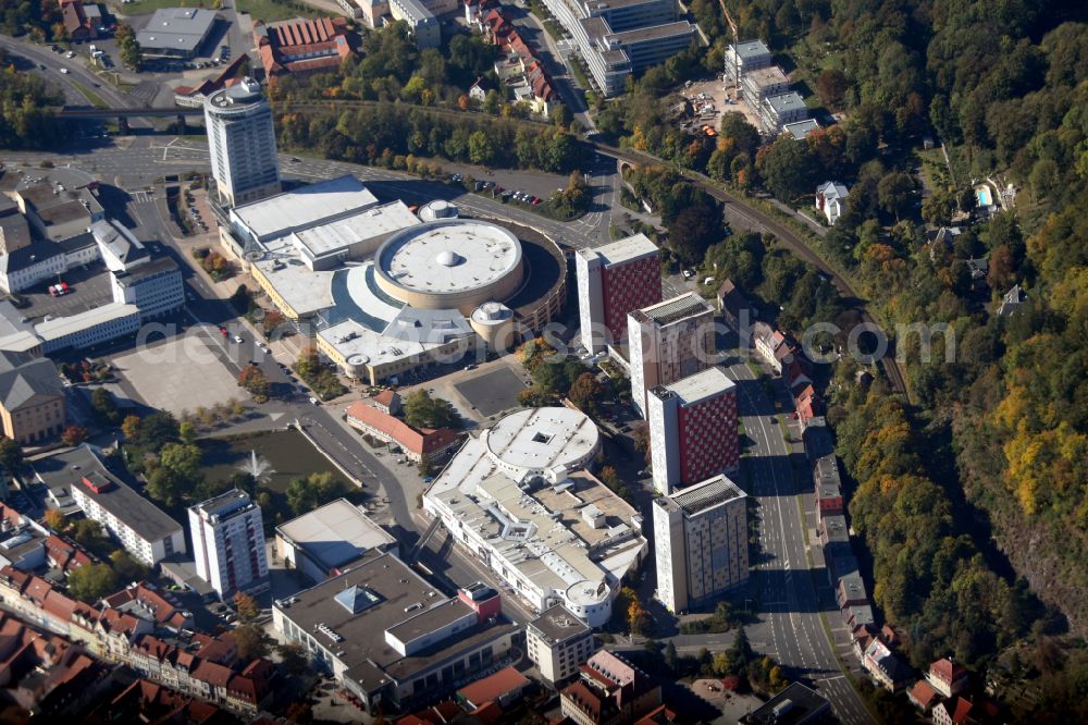 Suhl from the bird's eye view: The city center in the downtown area on Kultur- and Kongress-Zentrum on street Friedrich-Koenig-Strasse in Suhl in the state Thuringia, Germany