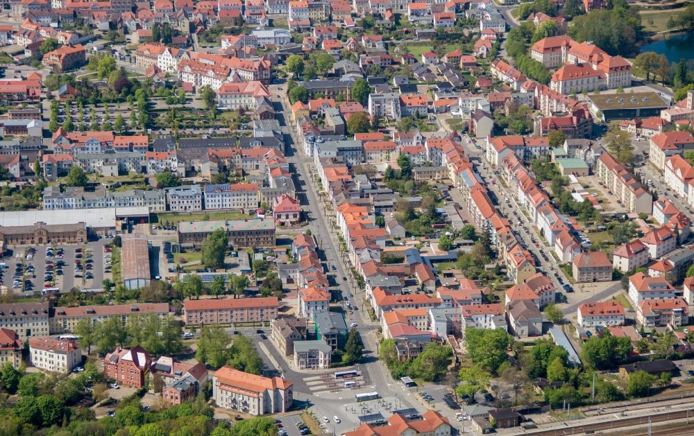 Aerial photograph Neustrelitz - The city center in the downtown are in Neustrelitz in the state Mecklenburg - Western Pomerania