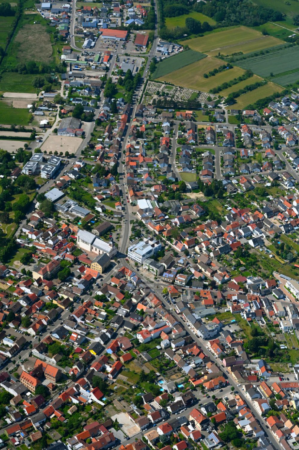 Aerial image Oberhausen - The city center in the downtown area in Oberhausen in the state Baden-Wuerttemberg, Germany