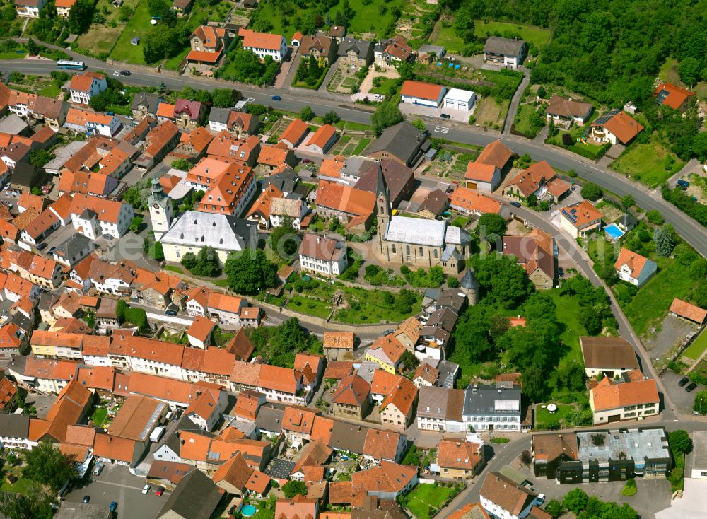 Aerial photograph Obermoschel - The city center in the downtown area in Obermoschel in the state Rhineland-Palatinate, Germany